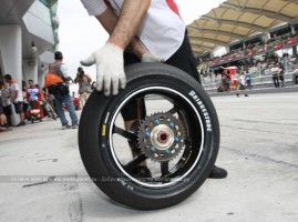 MotoGP: ������ ����� �������� ��������� ���������� � ������
