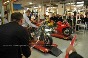 ������ �������� Ducati 1199 Panigale ����� � ��������