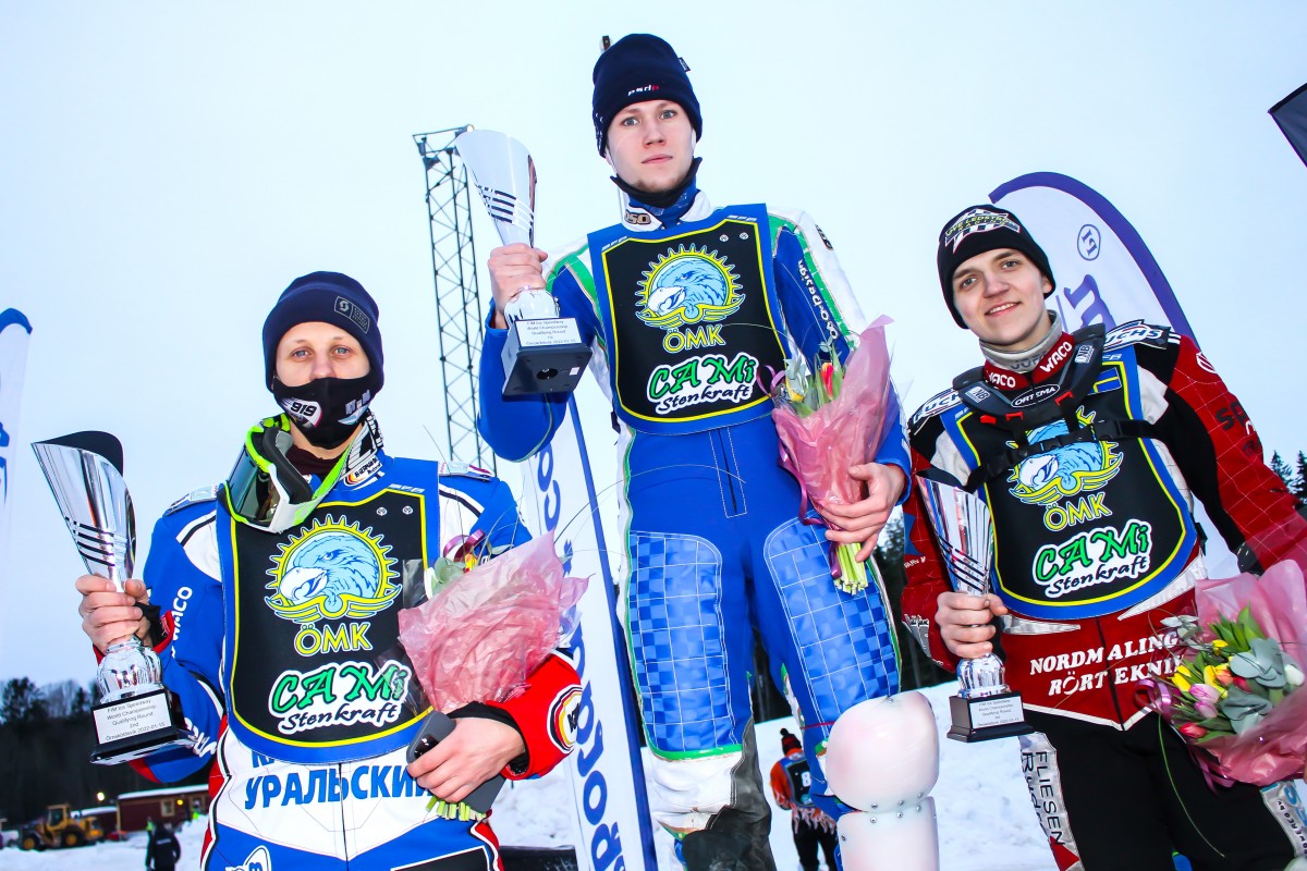 ICE SPEEDWAY ICE SPEEDWAY