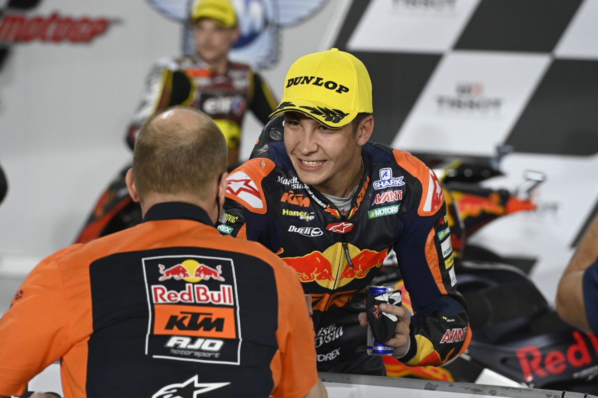 RED BULL KTM AJO RED BULL KTM AJO