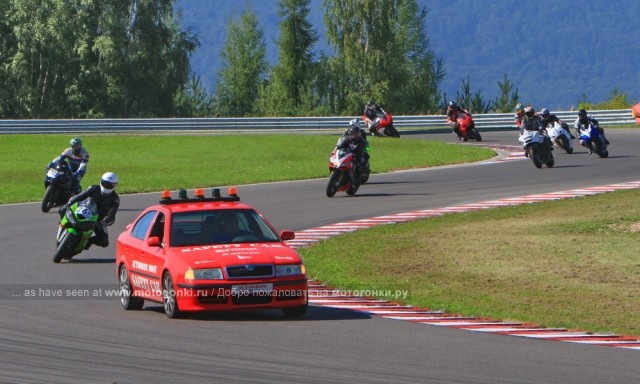 Очередной safety car - Мост