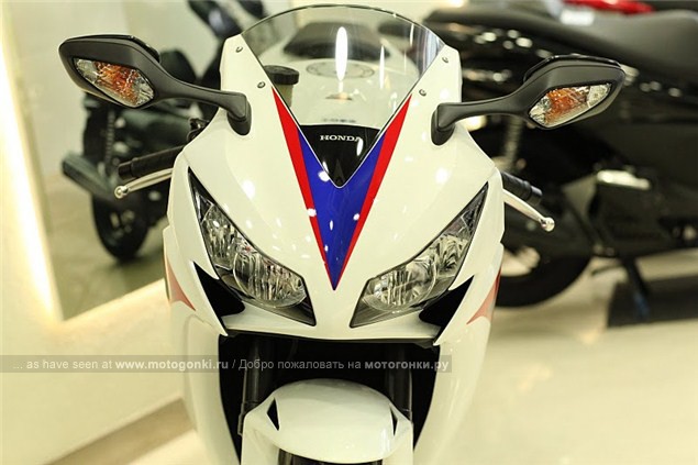Honda CBR1000RR Fireblade (2012) Honda CBR1000RR Fireblade (2012)