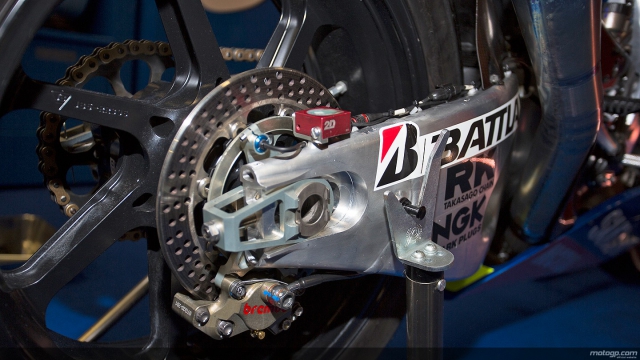 Suzuki MotoGP: Абсолютно новое шасси, более классическое, чем в прежнем GSV-R Suzuki MotoGP: Абсолютно новое шасси, более классическое, чем в прежнем GSV-R