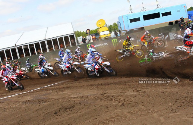 MX2 - Гран-При Нидерландов: массовый завал на старте MX2 - Гран-При Нидерландов: массовый завал на старте