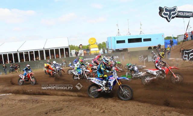 MX2 - Гран-При Нидерландов: массовый завал на старте MX2 - Гран-При Нидерландов: массовый завал на старте