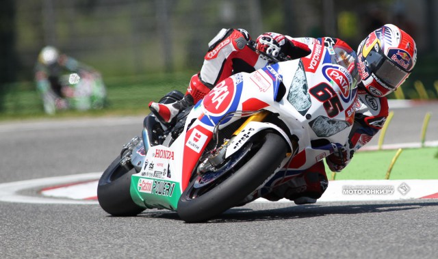 Джонатан Рэй (PATA Honda) возглавил пятницу, но удержаться на 1й позиции до Superpole не смог Джонатан Рэй (PATA Honda) возглавил пятницу, но удержаться на 1й позиции до Superpole не смог