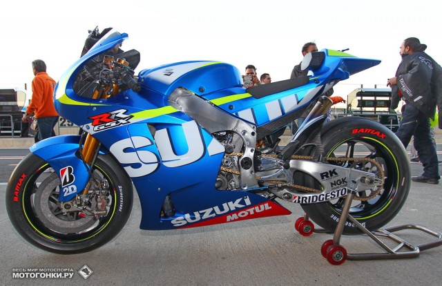 Suzuki Racing MotoGP - Suzuki GSX-RR - bike-porno Suzuki Racing MotoGP - Suzuki GSX-RR - bike-porno