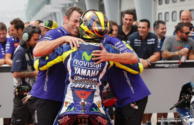 MotoGP 2015 Malaysian GP 17 Round: Росси удалось вытеснить Лоренцо с первой линии на квалификации MotoGP 2015 Malaysian GP 17 Round: Росси удалось вытеснить Лоренцо с первой линии на квалификации