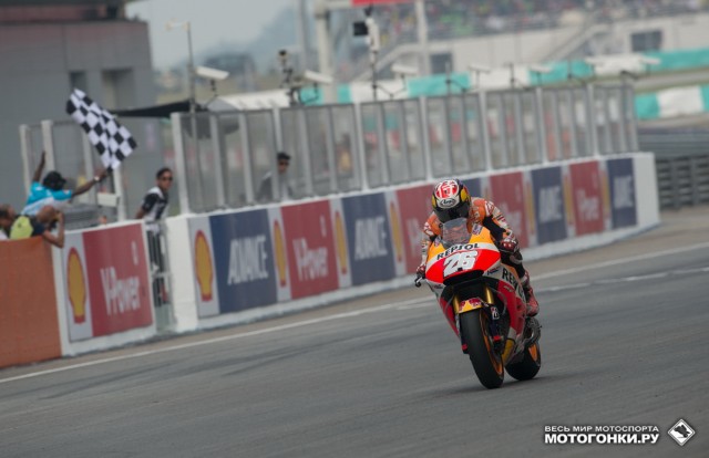 MotoGP 2015 Malaysian GP 17 Round: Дани Педроса выигрывает гонку MotoGP 2015 Malaysian GP 17 Round: Дани Педроса выигрывает гонку