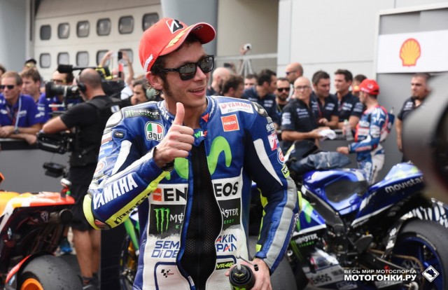 MotoGP 2015 Malaysian GP 17 Round: Росси третий, но он еще не знает о решении Дирекции гонки MotoGP 2015 Malaysian GP 17 Round: Росси третий, но он еще не знает о решении Дирекции гонки