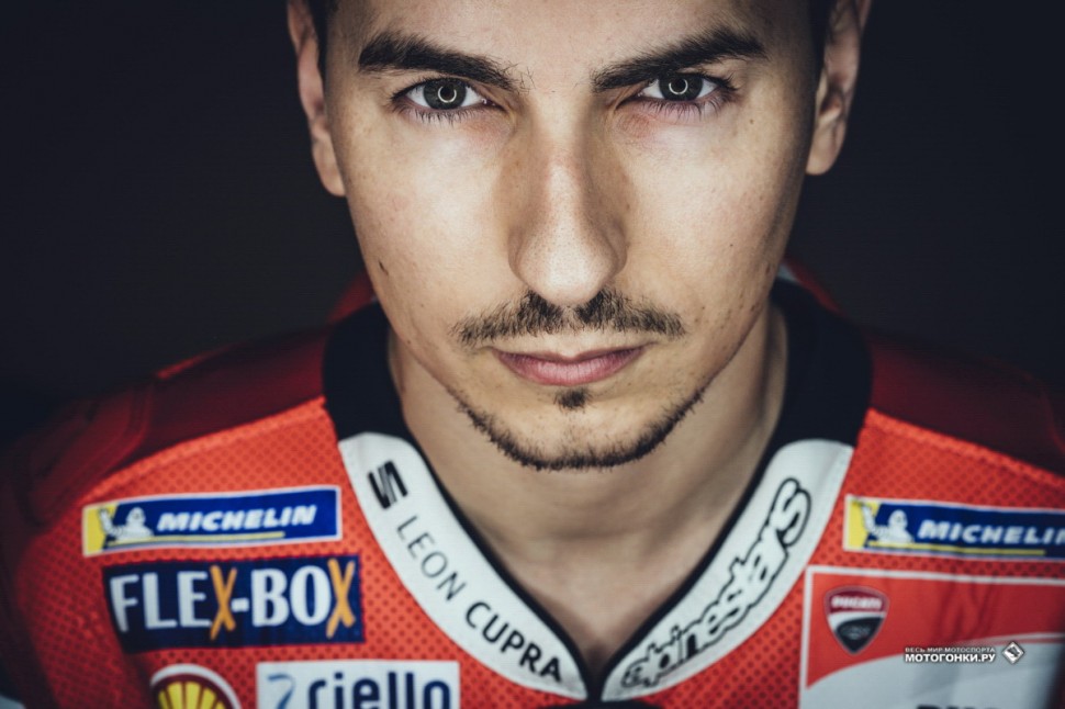 DUCATI FACTORY TEAM DUCATI FACTORY TEAM