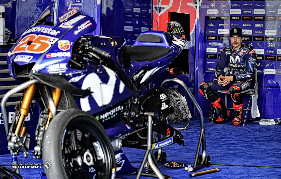YAMAHA YZR-M1 YAMAHA YZR-M1