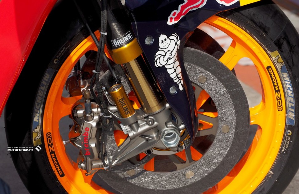 MotoGP - Honda RC213V (2019) - последняя версия тормозов Brembo на SepangTest
