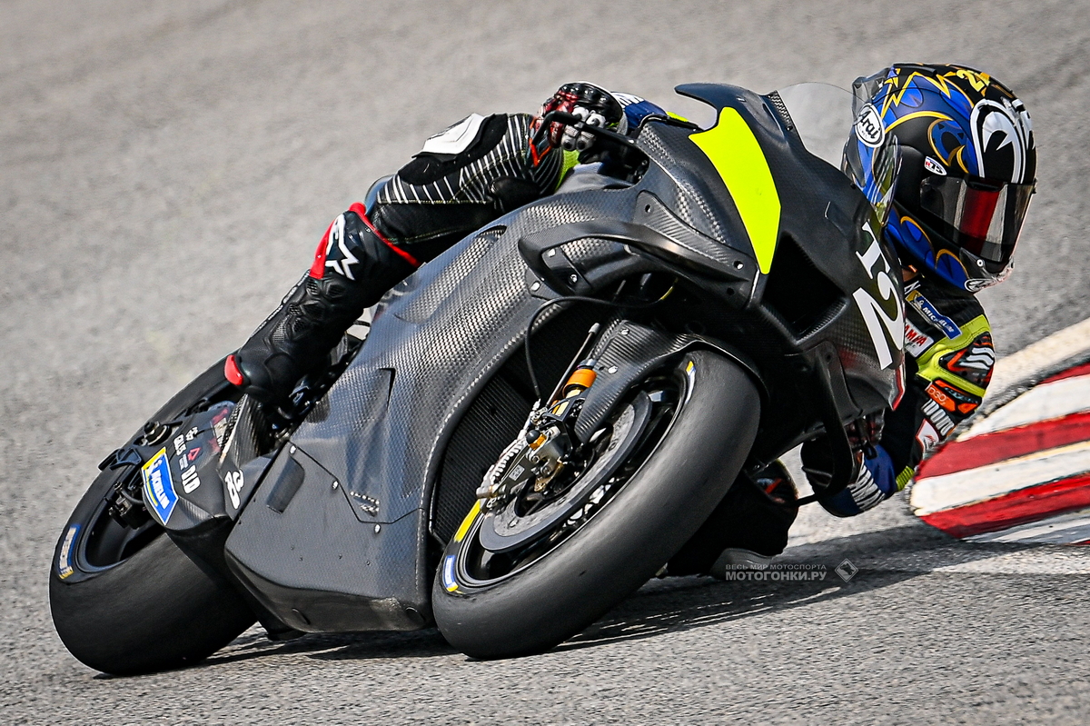 MotoGP IRTA Sepang - Sepang International Circuit: заводской разработчик Yamaha YZR-M1 Накасуга