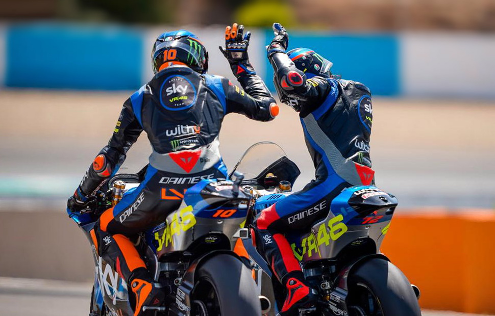 AVINTIA RACING AVINTIA RACING