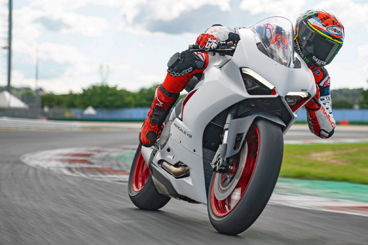 DUCATI V2 DUCATI V2