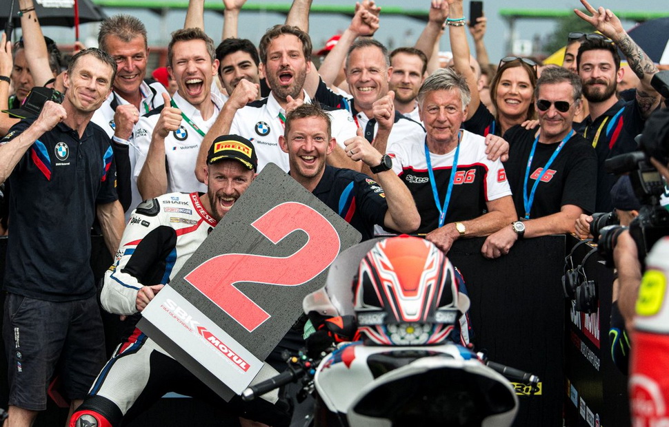 BMW MOTORRAD WORLDSBK TEAM BMW MOTORRAD WORLDSBK TEAM