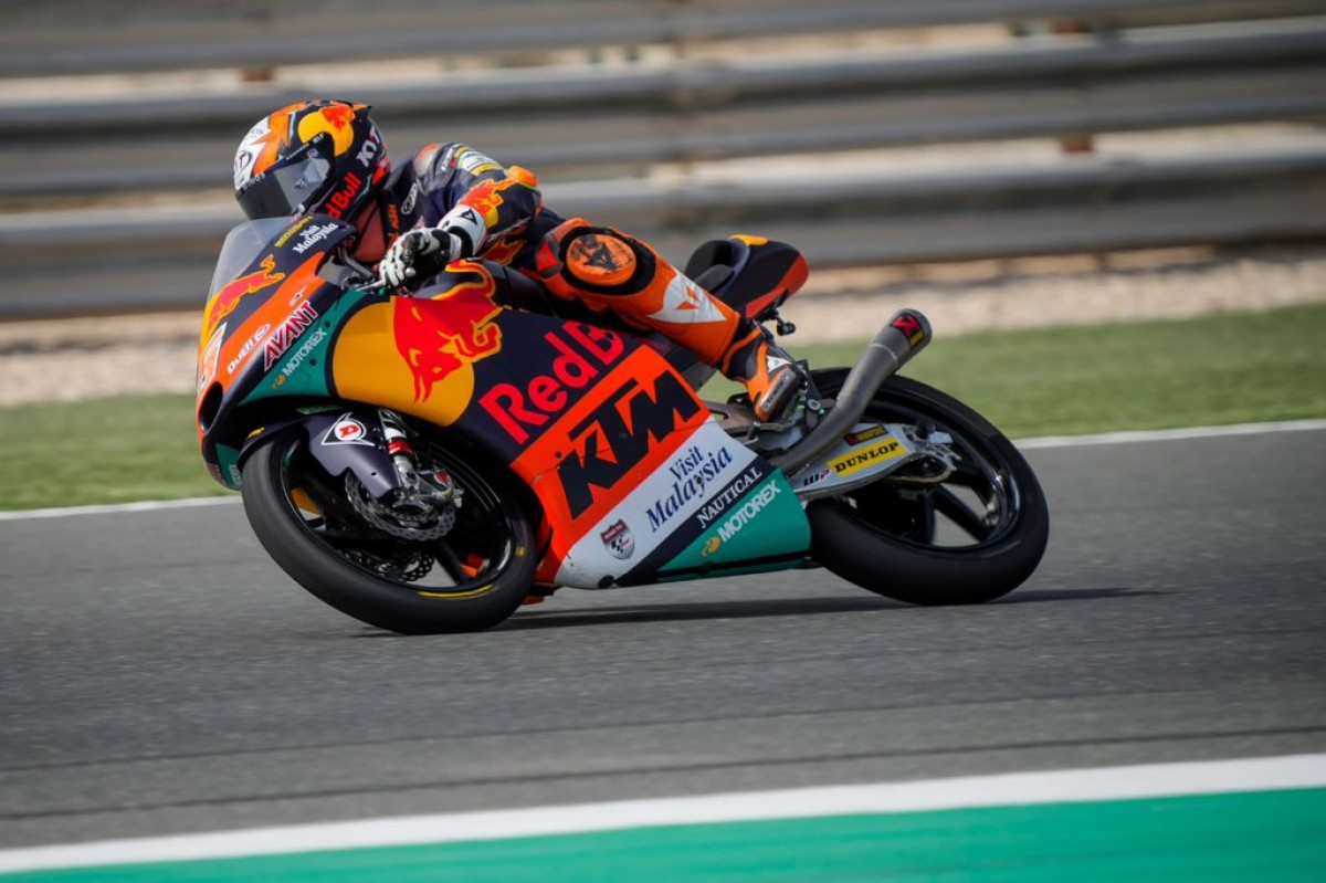 MOTO3 MOTO3
