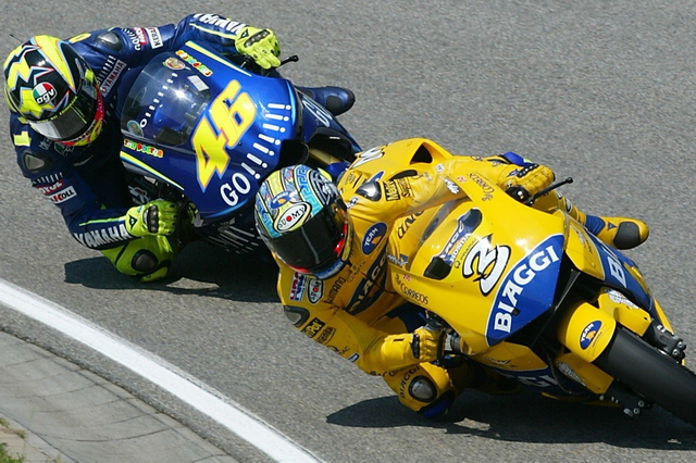 Дуэли Бьяджи и Росси стали украшением сезонов 2001-2002 годов, в переломный момент истории MotoGP, когда появились 4Т прототипы