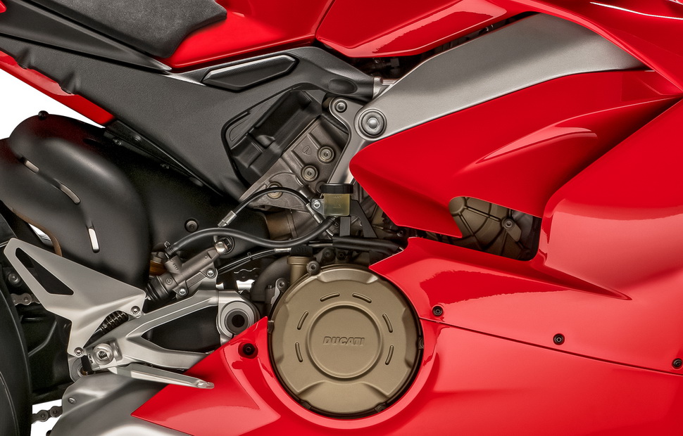 Двигатель - это и есть основная часть шасси Ducati Panigale V4 (2018)