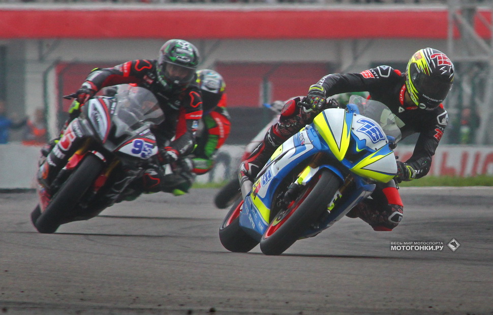 Макар Юрченко выиграл 1-й заезд RSBK Supersport на NRing Макар Юрченко выиграл 1-й заезд RSBK Supersport на NRing