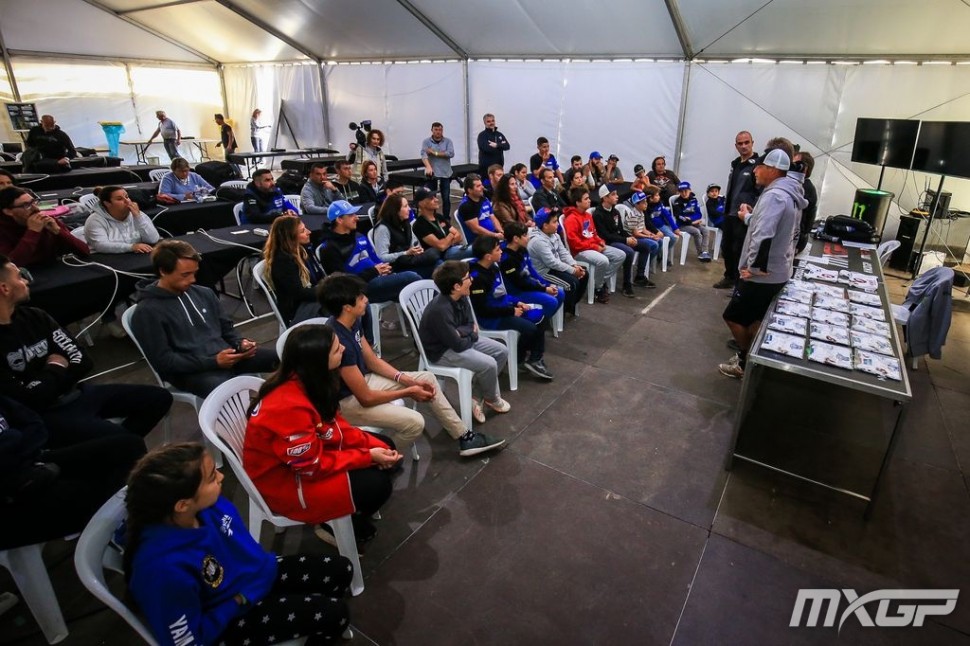 А для юных гонщиков - занятия MXGP Academy на треке А для юных гонщиков - занятия MXGP Academy на треке