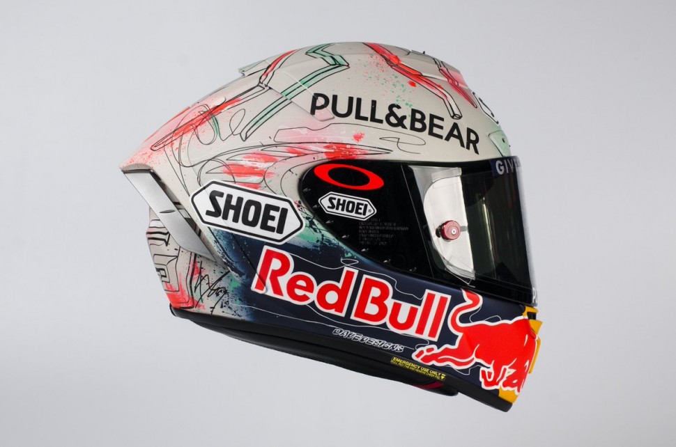 Особый SHOEI X-14 Марка Маркеса для Гран-При Каталонии Особый SHOEI X-14 Марка Маркеса для Гран-При Каталонии
