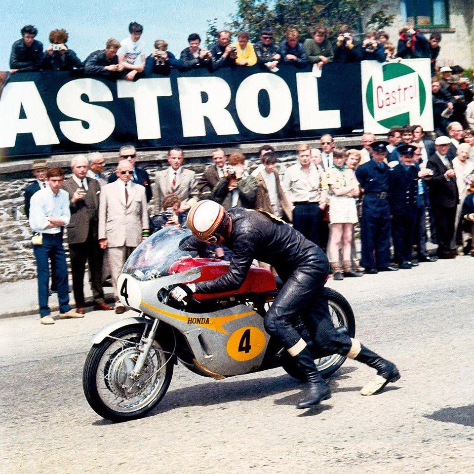 Майк Хейлвуд на Honda RC181, Гран-При Острова Мэн, 1967 