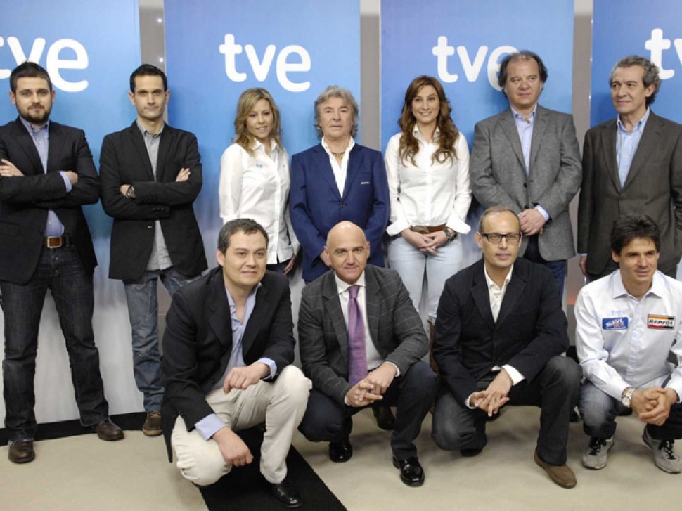 Вот такая звездная команда была у RTVE в 2015 году: Анхел Нието и Алекс Кривье в качестве экспертов-комментаторов