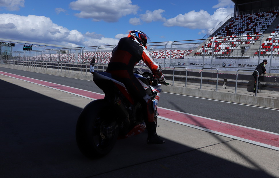 Трек-дни TrackRaceDays на Moscow Raceway - от рассвета до заката Трек-дни TrackRaceDays на Moscow Raceway - от рассвета до заката