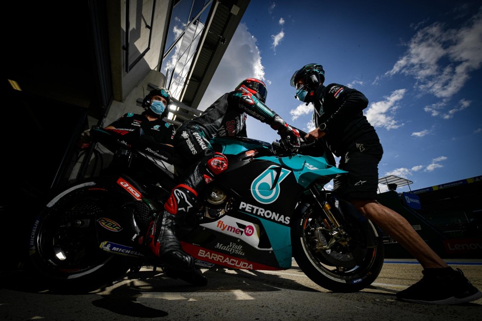 Пилоты Petronas Yamaha SRT MotoGP показали лучший гоночный темп на FP4