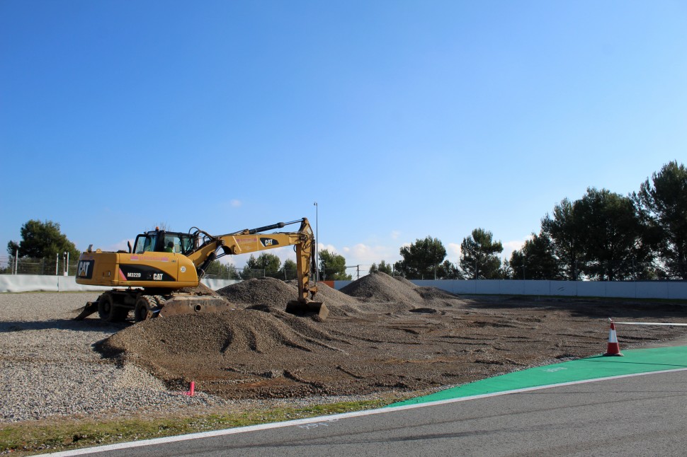 Начались работы по реконструкции 10-го поворота Circuit de Barcelona-Catalunya Начались работы по реконструкции 10-го поворота Circuit de Barcelona-Catalunya