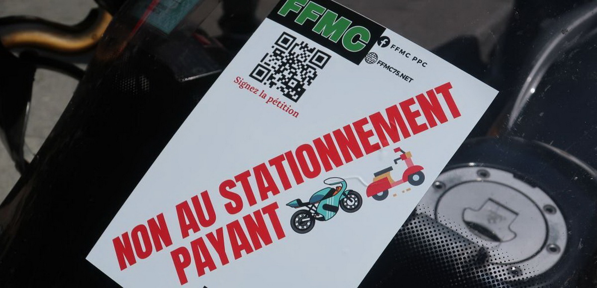 Июль 2020 года: акция за отмену решения о запрете мотопарковок в Париже