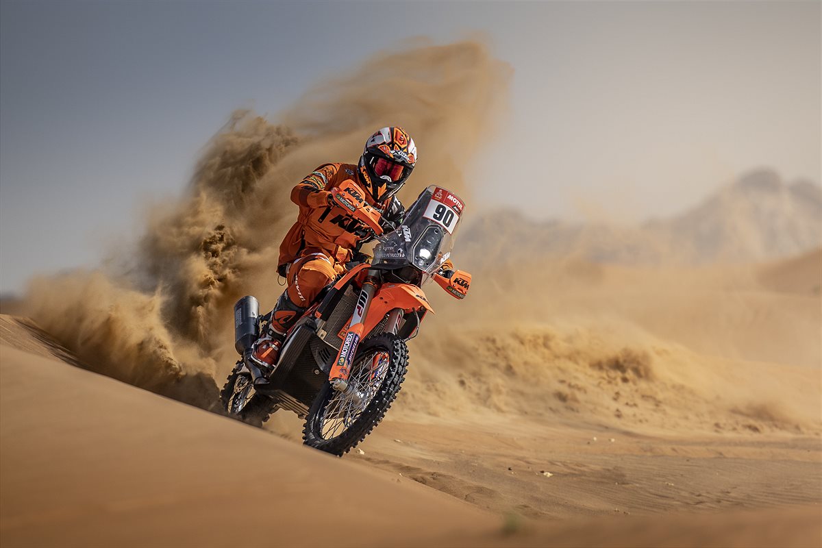 Данило Петруччи на тестах с KTM Factory Racing в Абу-Даби