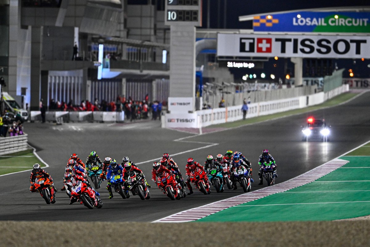 Старт Гран-При Дохи MotoGP 2021 года