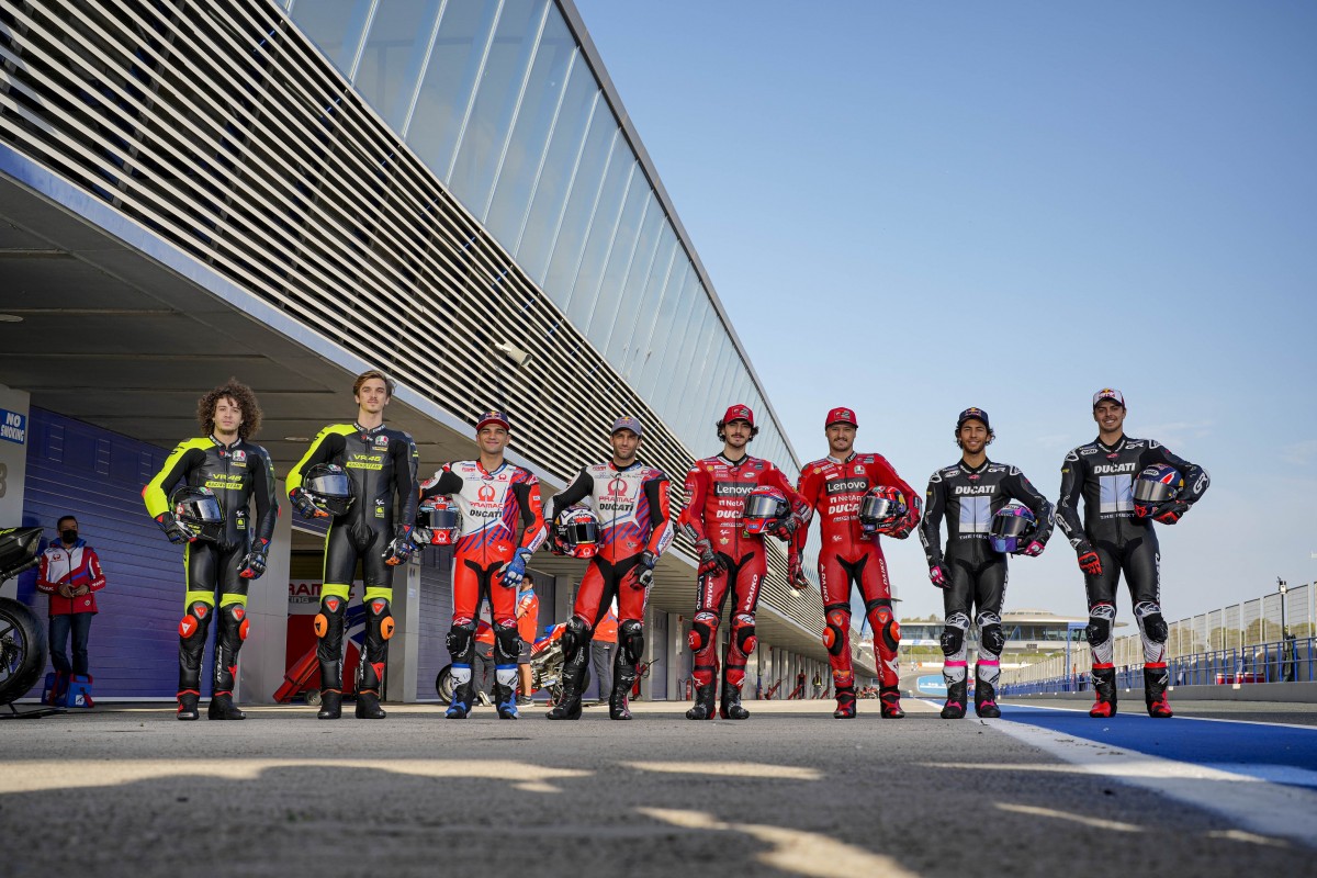 Восьмерка пилотов Ducati в MotoGP 2022 года