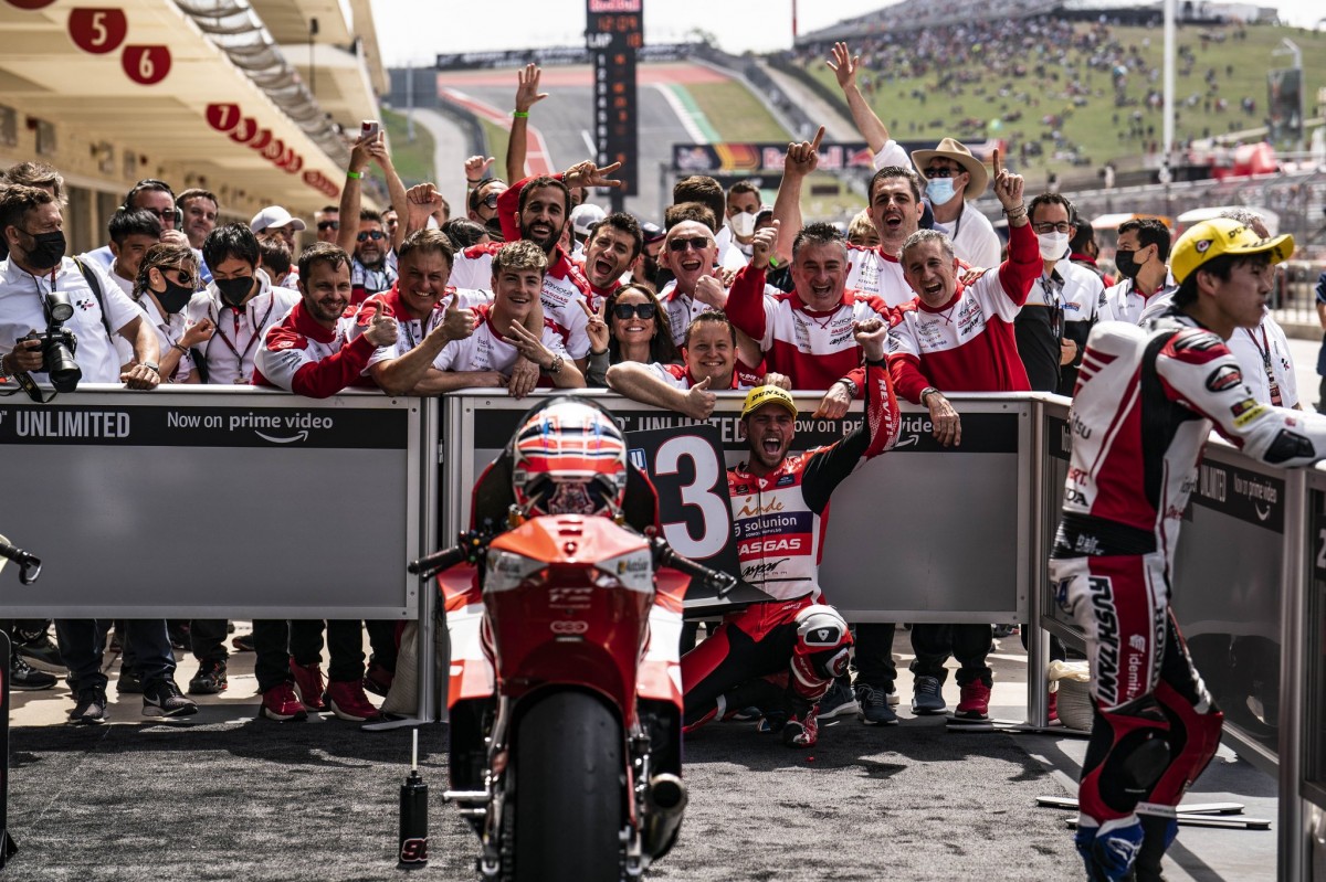 Джейк Диксон взял первый подиум в карьере Moto2