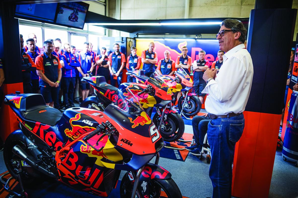 Перед началом сезона MotoGP 2019 года Штефан Пире провозглавил принцип доминирования