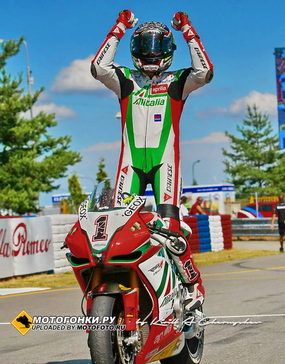 Макс Бьяджи - чемпион World Superbike 2010 и 2012 года