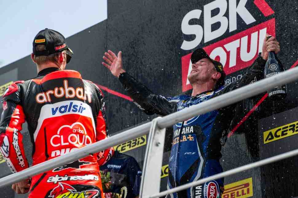 WSBK: PATA Yamaha делает дубль, KRT выбывает из схватки за Брно