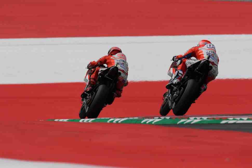 MotoGP: Заводские пилоты Ducati занимают весь TOP-3 на FP1 Гран-При Австрии