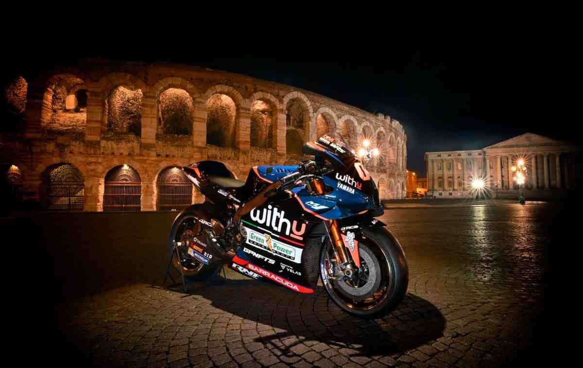 Каникулы завершены - MotoGP возвращается: презентации команд 2022 года