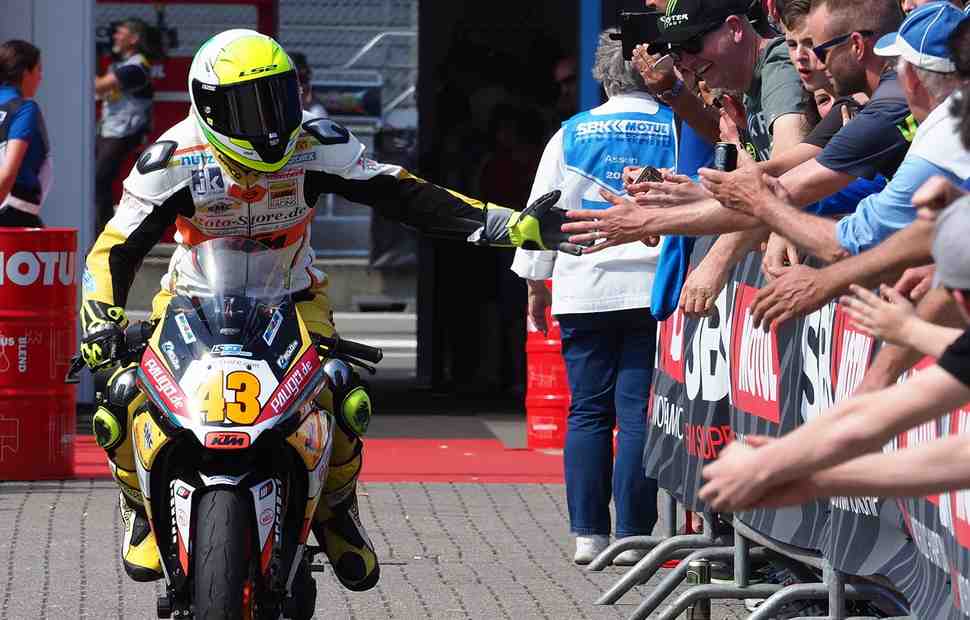 Пилот WorldSSP300 Лука Грюнвальд вернется в Moto3