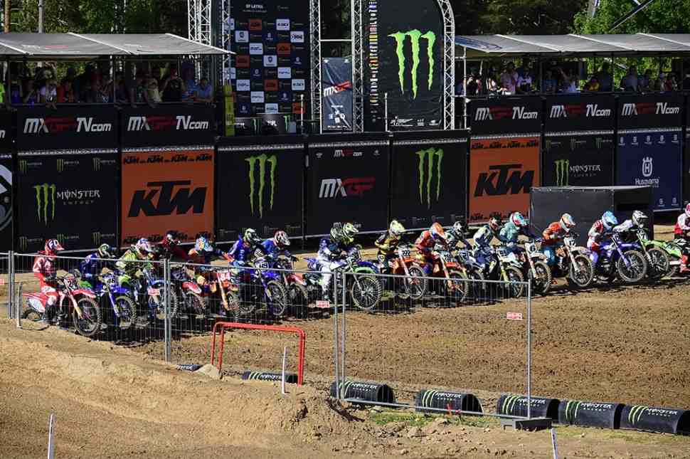 Мотокросс: видео Гран-При Латвии MXGP/MX2
