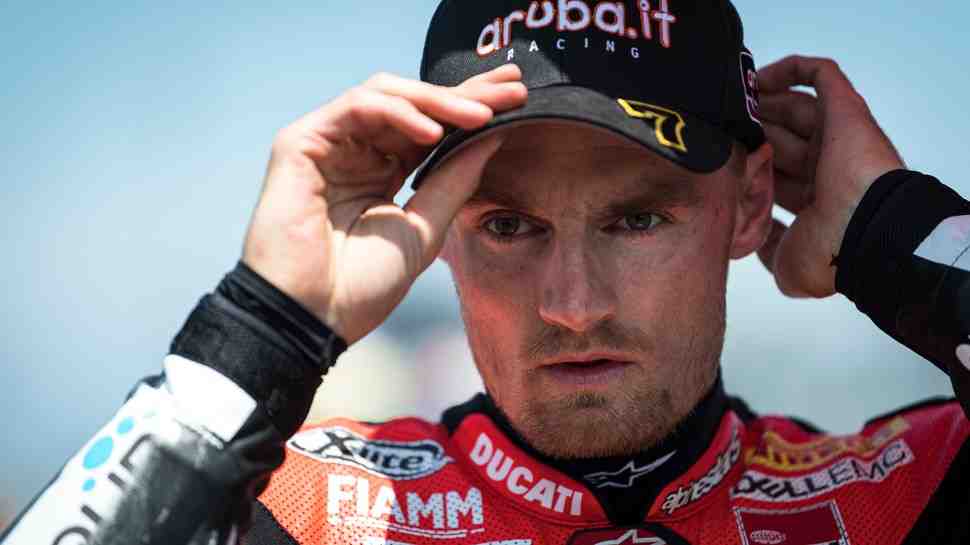 WSBK: Валлиец вернулся в группу лидеров по итогам тренировочного дня в Laguna Seca