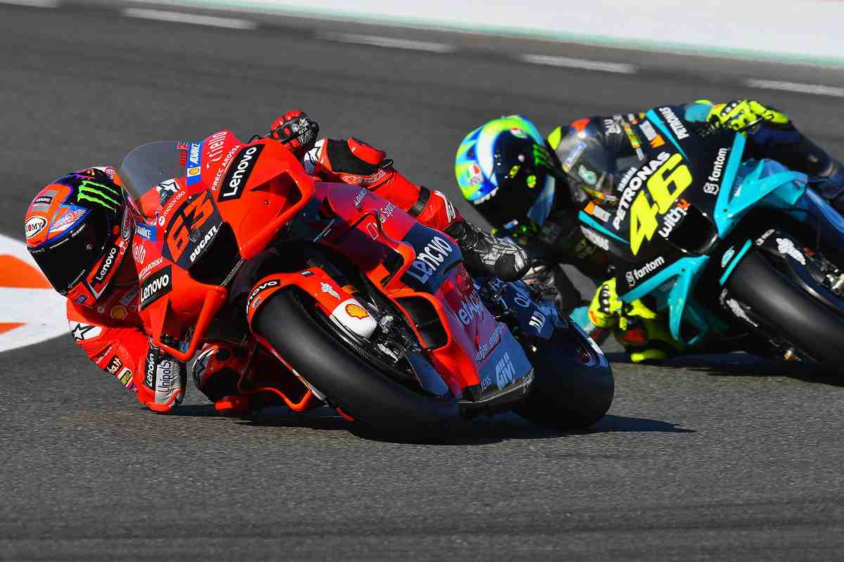 MotoGP: Потепление рождает новую парадигму Гран-При Валенсии - у Yamaha  появился шанс / МОТОГОНКИ.РУ
