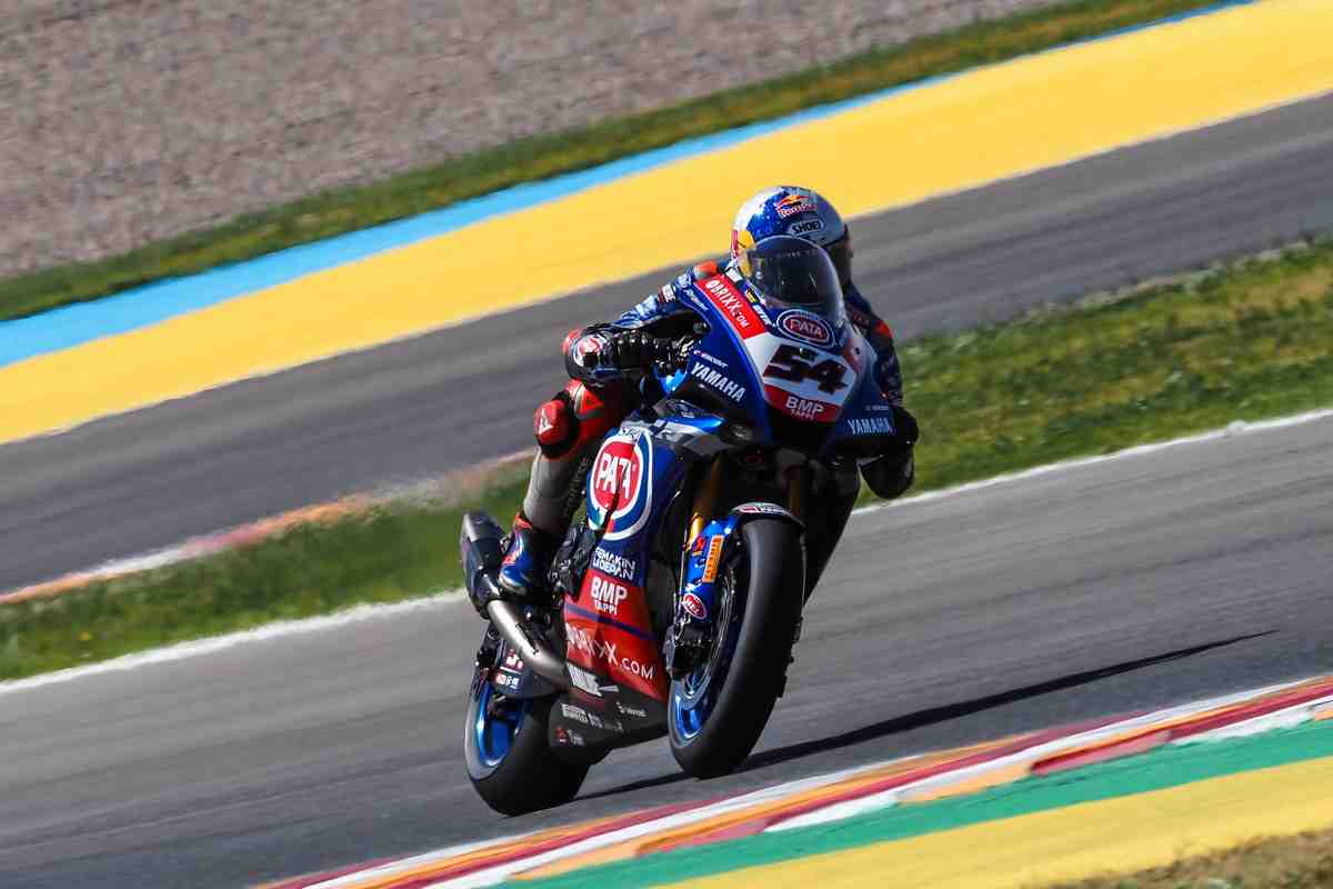Итоги первого дня ARGWorldSBK: песчаная буря позади, Топрак снова впереди!