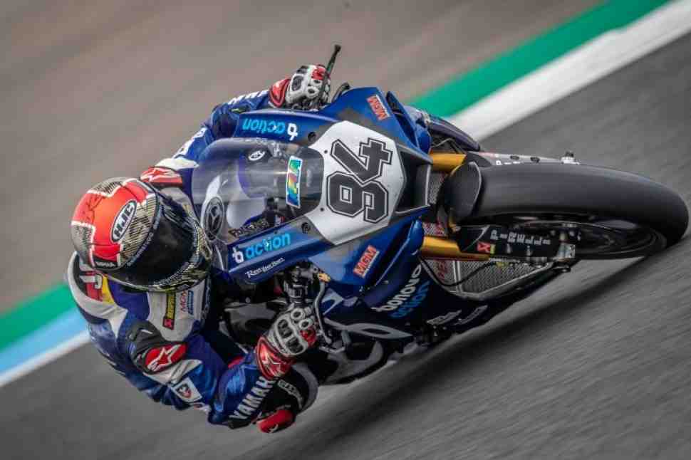 IDM Superbike: Йонас Фольгер, Михальчик и Альт на подиуме первого этапа в Ассене - видео гонок