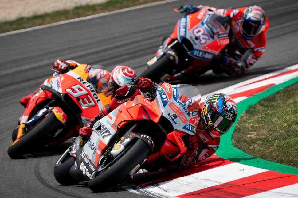 MotoGP: Лоренцо точно не виноват в падении Андреа Довициозо?
