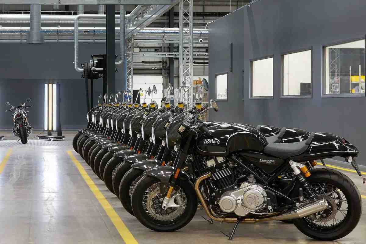 Новый завод Norton Motorcycles: фото и ожидания от возрожденного индусами бренда